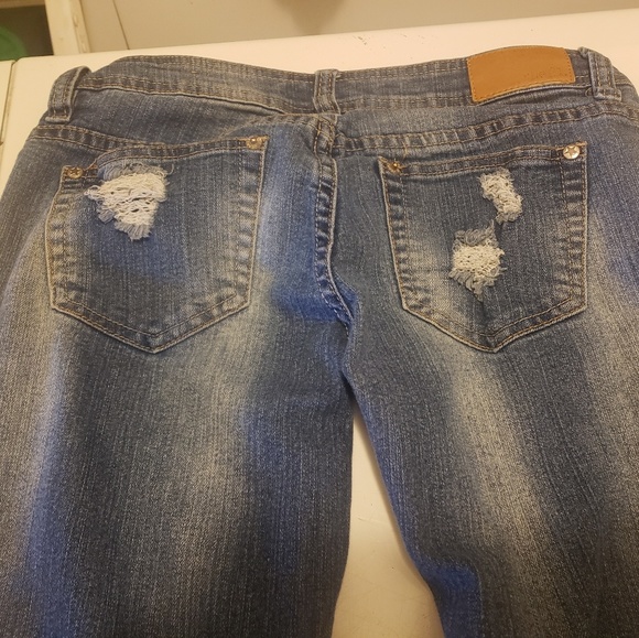 Capris - Picture 3 of 3